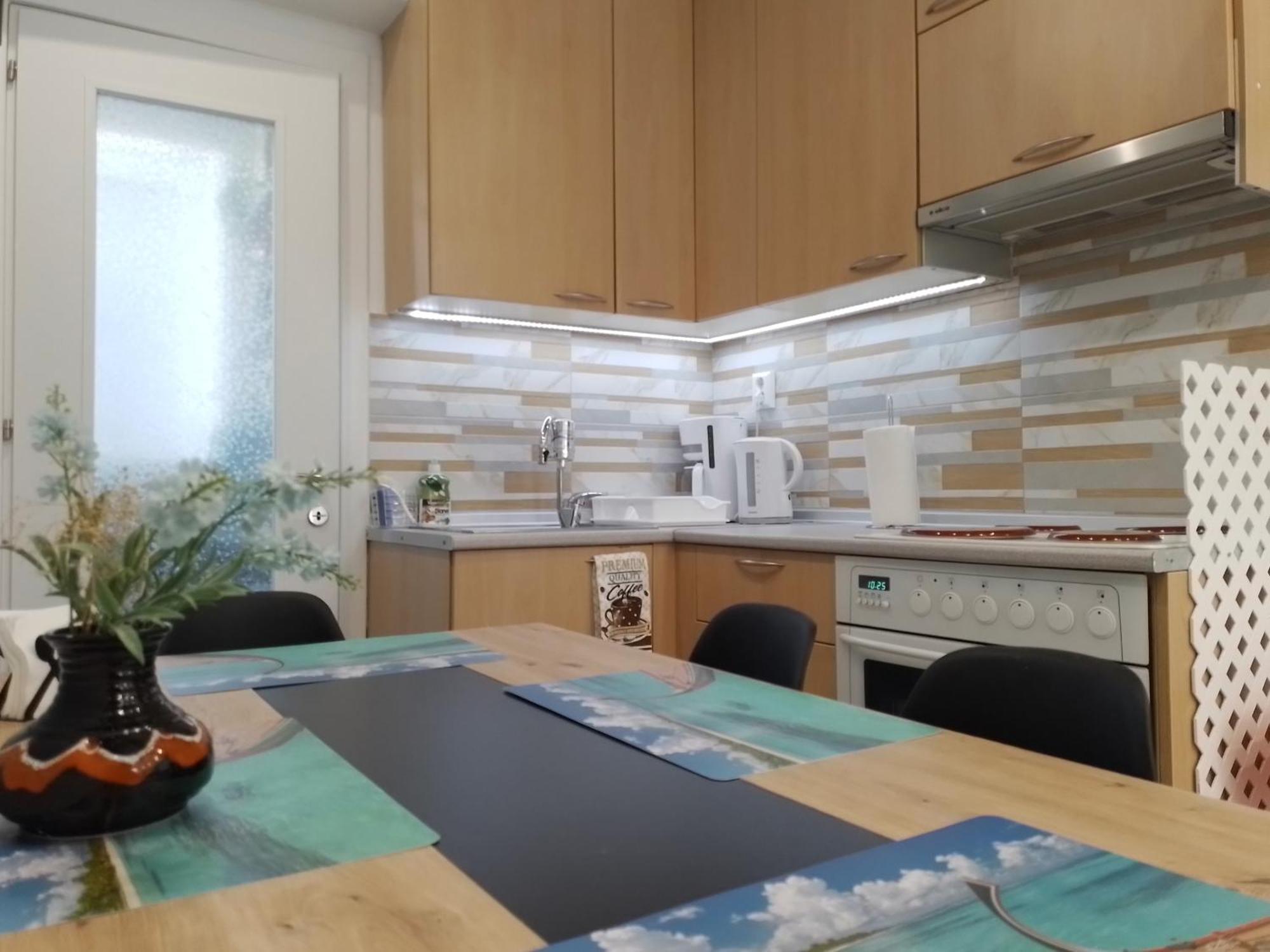 Niko'S Apartment - Beautiful Sea View Apartment ! Peraia  Bagian luar foto